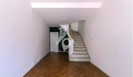 Casa à venda com 108m², 2 quartos e 1 vaga