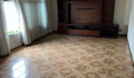Casa à venda em Água Rasa com 295 m², 4 quartos, 1