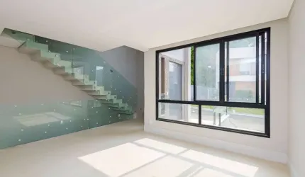 Casa em condomínio fechado com 3 quartos à venda na Rua Maria Luiza Bazzani Natal, 381, Uberaba, Curitiba por R$ 2.990.000
