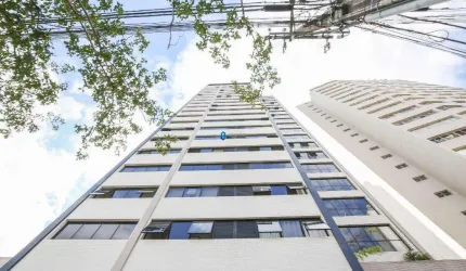 Sala comercial com 3 salas para alugar na Rua Acyr Guimarães, 436, Água Verde, Curitiba por R$ 1.300