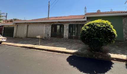 Casa para Venda em Ribeirão Preto, Jardim Novo Mundo, 3 dormitórios, 1 suíte, 3 banheiros, 3 vagas
