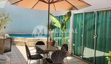 Casa residencial prÓximo a avenida marginal, Centro, Balneário Camboriú - SC