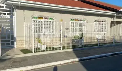 Casa para temporada prÓximo a avenida marginal, Centro, Balneário Camboriú - SC