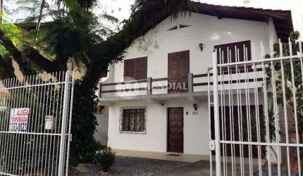 LocaÇÃo temporada prÓximo ao carrefuor , Centro, Balneário Camboriú - SC