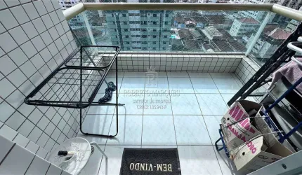 Apartamento de 1 quato, sala com sacada, vista livre e iluminação natural, cozinha, área de serviço, wc social e 1 vaga para auto. Área de lazer com academia, salão de jogos, salão de festas e piscina