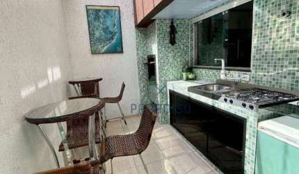 Sobrado com 3 dormitórios à venda, 162m² à venda
