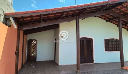 Casa à Venda em Jamaica, Itanhaém - 3 Dormitórios, Suíte, Espaço Gourmet e Churrasqueira