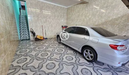Sobrado à Venda em Diadema: 3 Dormitórios, Suíte e Churrasqueira por R$ 550.000