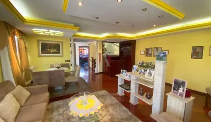 Casa / Sobrado para Locação em São Bernardo do Campo, Nova Petropolis, 3 dormitórios, 3 suítes, 4 banheiros, 6 vagas