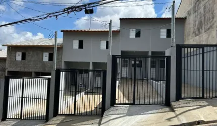 Casa para Venda em Bragança Paulista, Vila Aparecida, 2 dormitórios, 1 suíte, 2 banheiros, 2 vagas