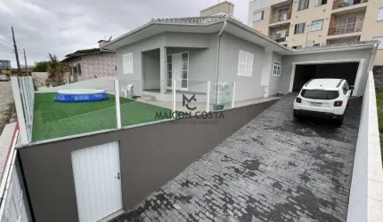 Linda Casa em São Jose