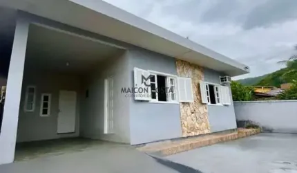 CASA - 4 DORMITÓRIOS