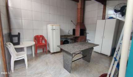 Linda casa Vila Caiçara, próximo ao mar.