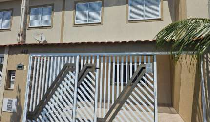 Baln. Florida, lindo sobrado 3 dorms., favor ler a descrição do anuncio