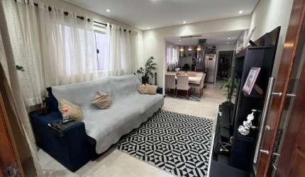 Vila Guilhermina, excelente sobrado 5 dorms, 5 suites, próximo ao mar