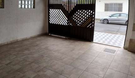 CASA GEMINADA 2 DORM COM 1 SUITE