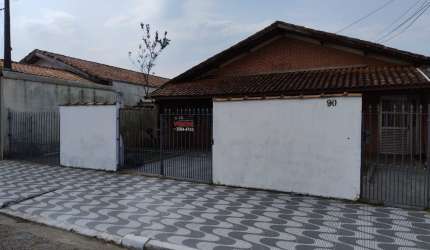 Casa 3 dormitórios
