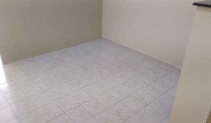 Vila Caiçara, kitchinete prédio frente para o mar