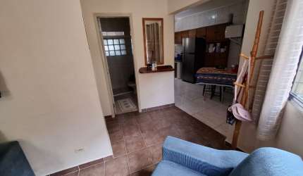 Apartamento 1 dormitório, prédio frente para o mar