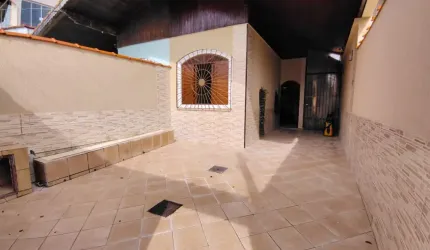 Linda casa mobiliada de 2 dormitórios