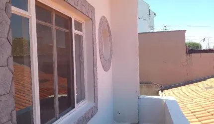 Casa de Fundos, 2 dorms, Sem garagem - Campinas Saída para Valinhos