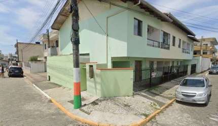 Sobrado, 03 quartos, Areias, Camboriú, SC.