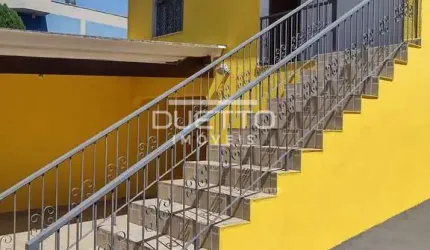 Casa de 03 dormitórios, sendo 01 suíte, à venda na Vila Lavínia, Mogi das Cruzes - SP