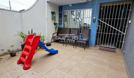 Sobrado de 04 dormitórios e 02 banheiros, à venda no Alto Ipiranga, Mogi das Cruzes - SP