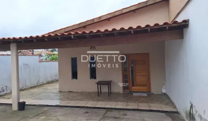 Casa ampla com porão, à venda em Mogi das Cruzes - SP