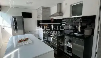 Casa à venda na praia de Boraceia, Bertioga - SP