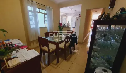 Casa à venda no bairro Jardim São Pedro em Mogi das Cruzes/SP