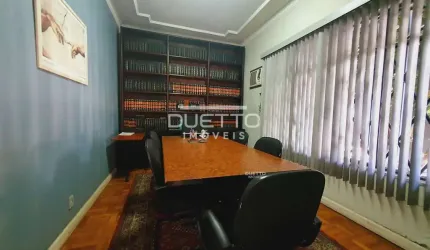 Casa à venda no bairro Centro em Mogi das Cruzes/SP