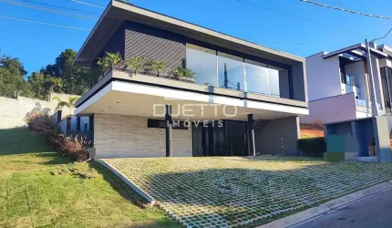 Casa Alto Padrão com 04 suítes, à venda no Cond. Residencial Veneza, Mogi das Cruzes - SP