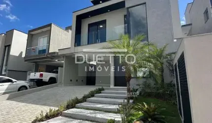 Sobrado com 03 suítes e área gourmet com piscina,à venda em Condominio fechado Mogi das Cruzes - SP