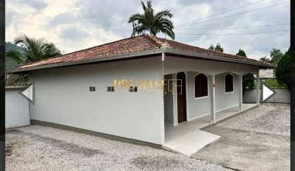 Casa com 3 quartos à venda na Rod João Adão Reitz, 11700, Centro, Antônio Carlos por R$ 450.000