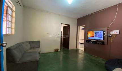 Casa com 2 quartos à venda na Rua Serra do Japi, 220, Jardim Everest, Hortolândia por R$ 260.000