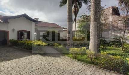 Casa com 4 dormitórios à venda, 365 m² por R$ 2.500.000,00 - Vila Oliveira - Mogi das Cruzes/SP