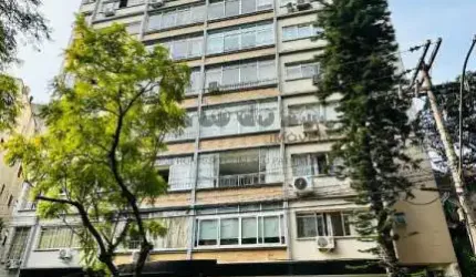 Apartamento de 03 dormitorios no moinhos de vento