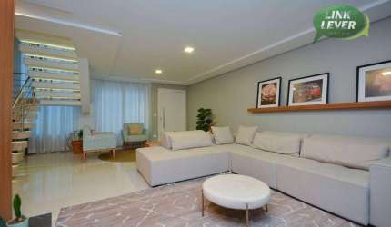 Sobrado com 3 dormitórios à venda, 136 m² por R$ 950.000,00 - Tingui - Curitiba/PR