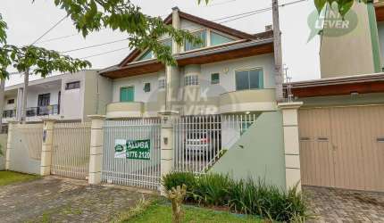 Casa com 3 dormitórios para alugar, 148 m² por R$ 5.611,00/mês - Bacacheri - Curitiba/PR