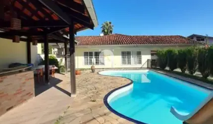 Casa com 4 dormitórios à venda, 640,93m² no - Saguaçu - Joinville/SC
