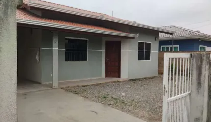 Ótima casa no Centro