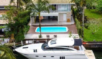 Casa a venda na Marina Camboriú 450 m2 com 4 suítes Barra - Balneário Camboriú - SC