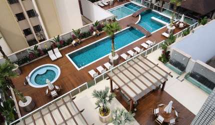 Apartamento no Garden Plaza, lado do mar com 3 vagas, 3 suítes!