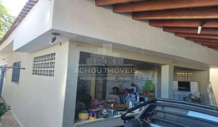 Casa para Venda em Jaboticabal, Jardim Paulista, 3 dormitórios, 2 banheiros, 5 vagas