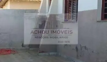 Casa para Venda em Jaboticabal, Aparecida, 4 dormitórios, 1 suíte, 2 banheiros, 3 vagas