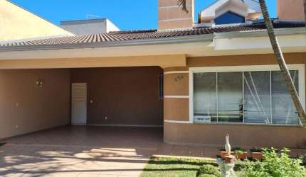 Casa para Venda em Londrina, Aragarça, 4 dormitórios, 2 suítes, 1 banheiro