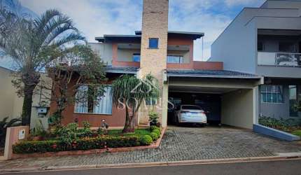 CASA EM CONDOMÍNIO A VENDA.