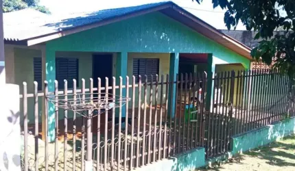 Casa para Venda em Cascavel, Canceli, 3 dormitórios, 2 banheiros, 2 vagas