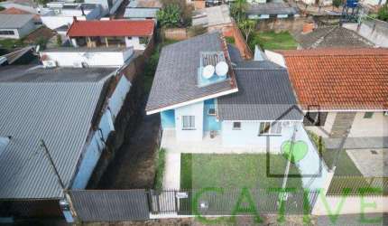 Casa para Venda em Cascavel, São Cristóvão, 3 dormitórios, 1 suíte, 2 banheiros, 2 vagas